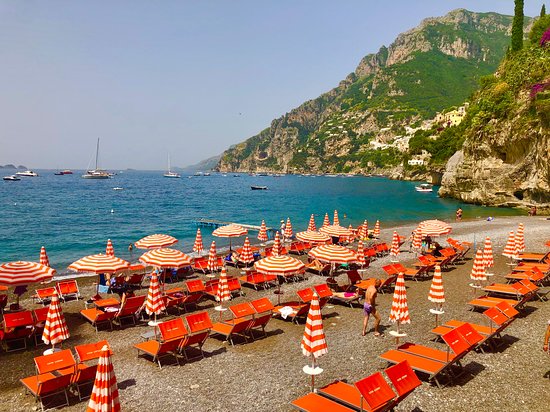 https://mdw-travel-data-us-east-1.s3.amazonaws.com/img/country/Italy/Arienzo-Beach/img_01.jpg