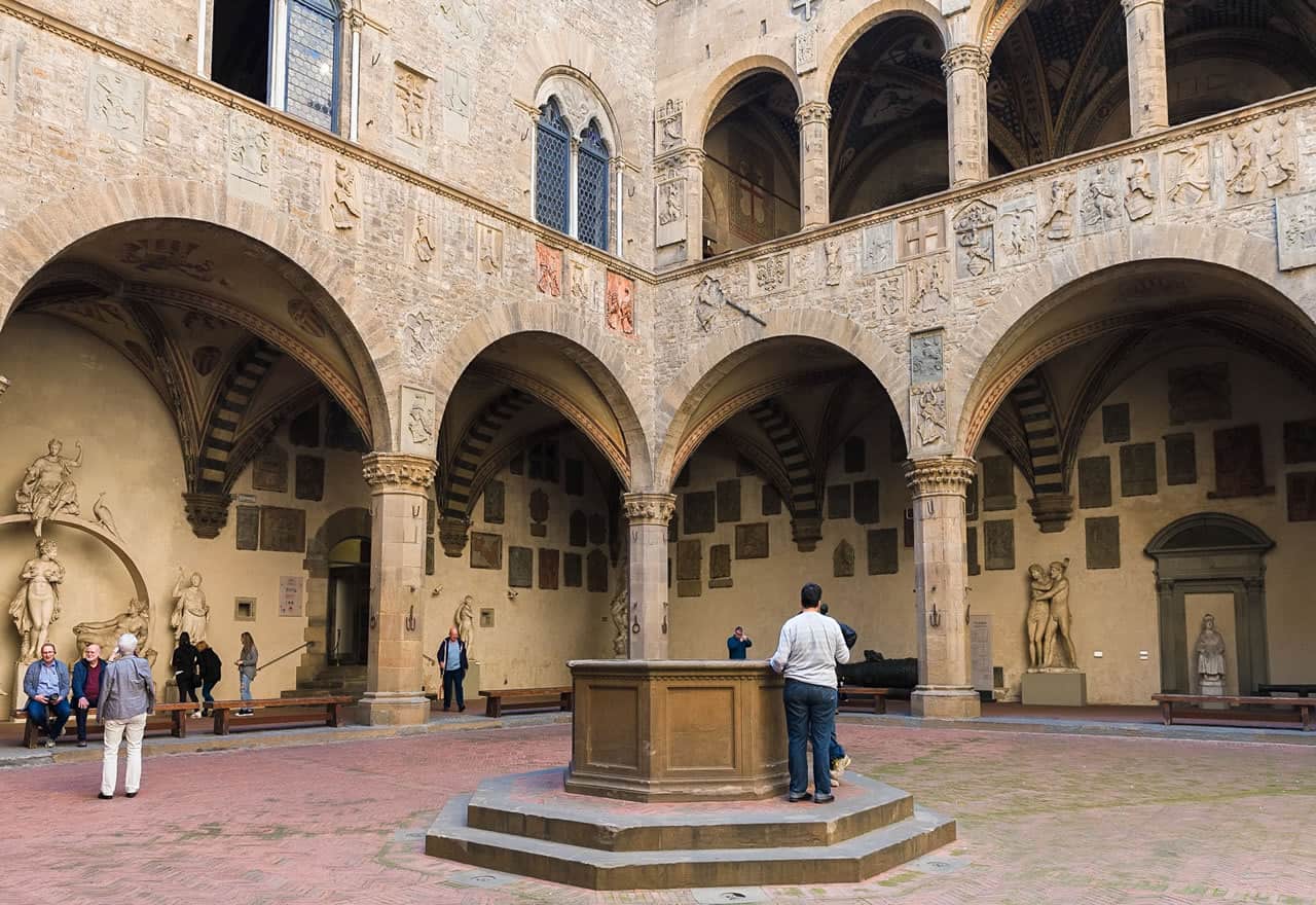 https://mdw-travel-data-us-east-1.s3.amazonaws.com/img/country/Italy/Bargello-Museum/img_03.jpg