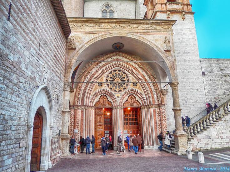 https://mdw-travel-data-us-east-1.s3.amazonaws.com/img/country/Italy/Basilica-Inferiore-di-San-Francesco/img_02.jpg