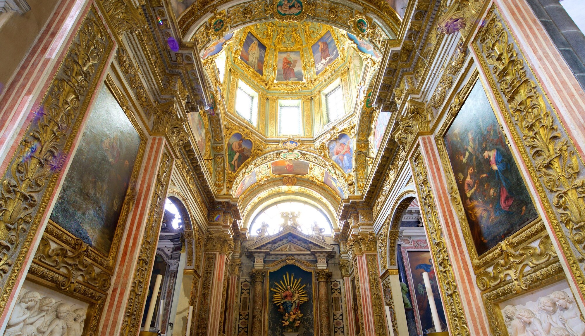 https://mdw-travel-data-us-east-1.s3.amazonaws.com/img/country/Italy/Basilica-di-Santa-Maria-di-Castello/img_02.jpg
