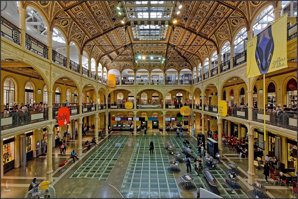 https://mdw-travel-data-us-east-1.s3.amazonaws.com/img/country/Italy/Biblioteca-Sala-Borsa/img_04.jpg