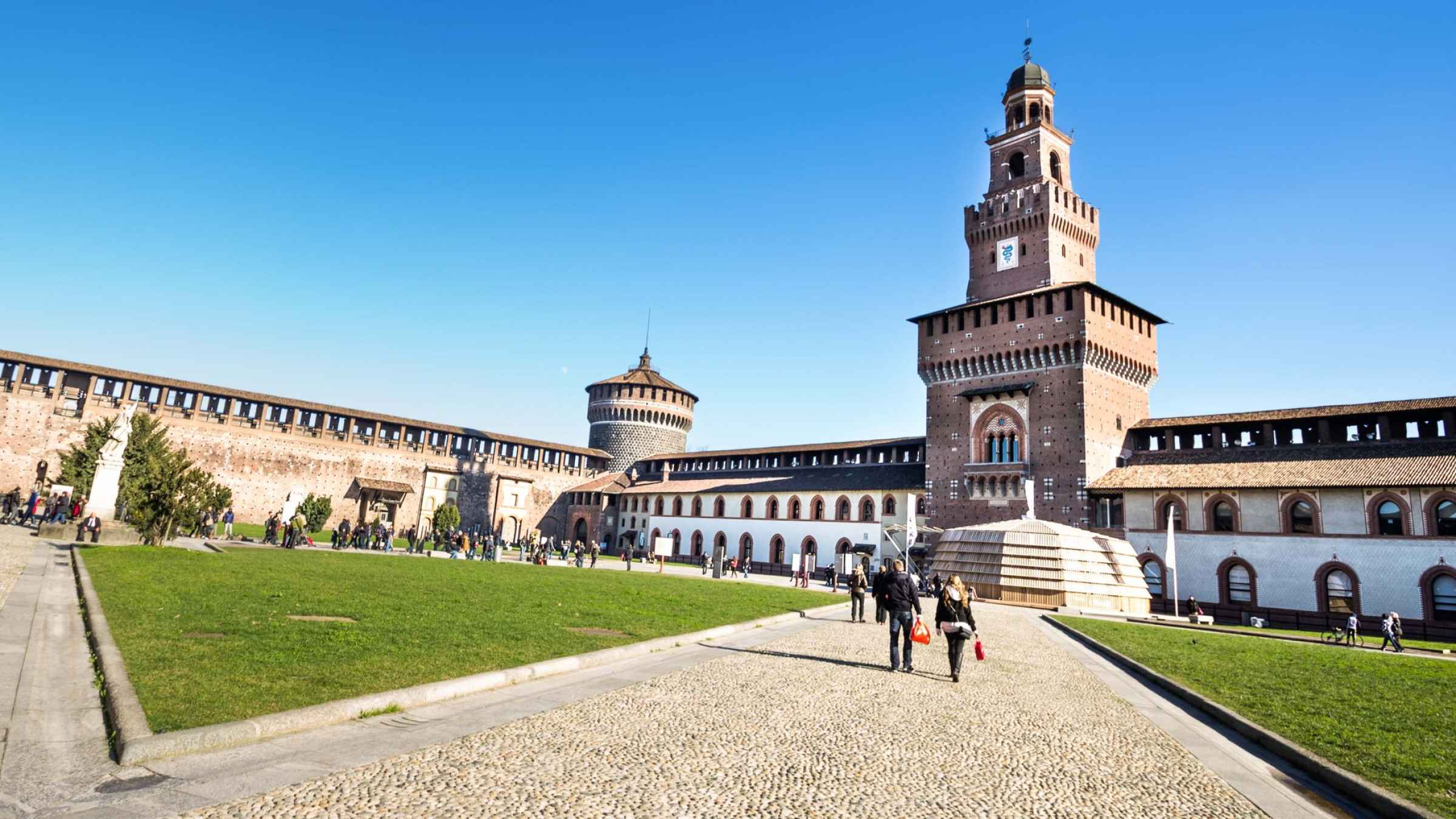 https://mdw-travel-data-us-east-1.s3.amazonaws.com/img/country/Italy/Castello-Sforzesco/img_02.jpg