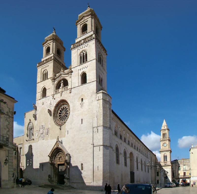 https://mdw-travel-data-us-east-1.s3.amazonaws.com/img/country/Italy/Cathedral-of-Altamura/img_00.jpg