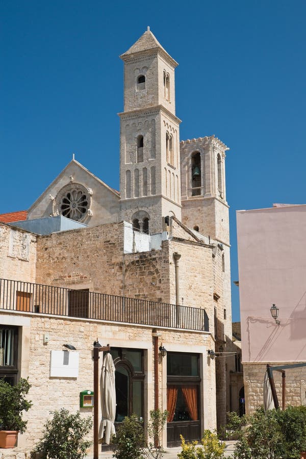 https://mdw-travel-data-us-east-1.s3.amazonaws.com/img/country/Italy/Cathedral-of-Giovinazzo/img_00.jpg