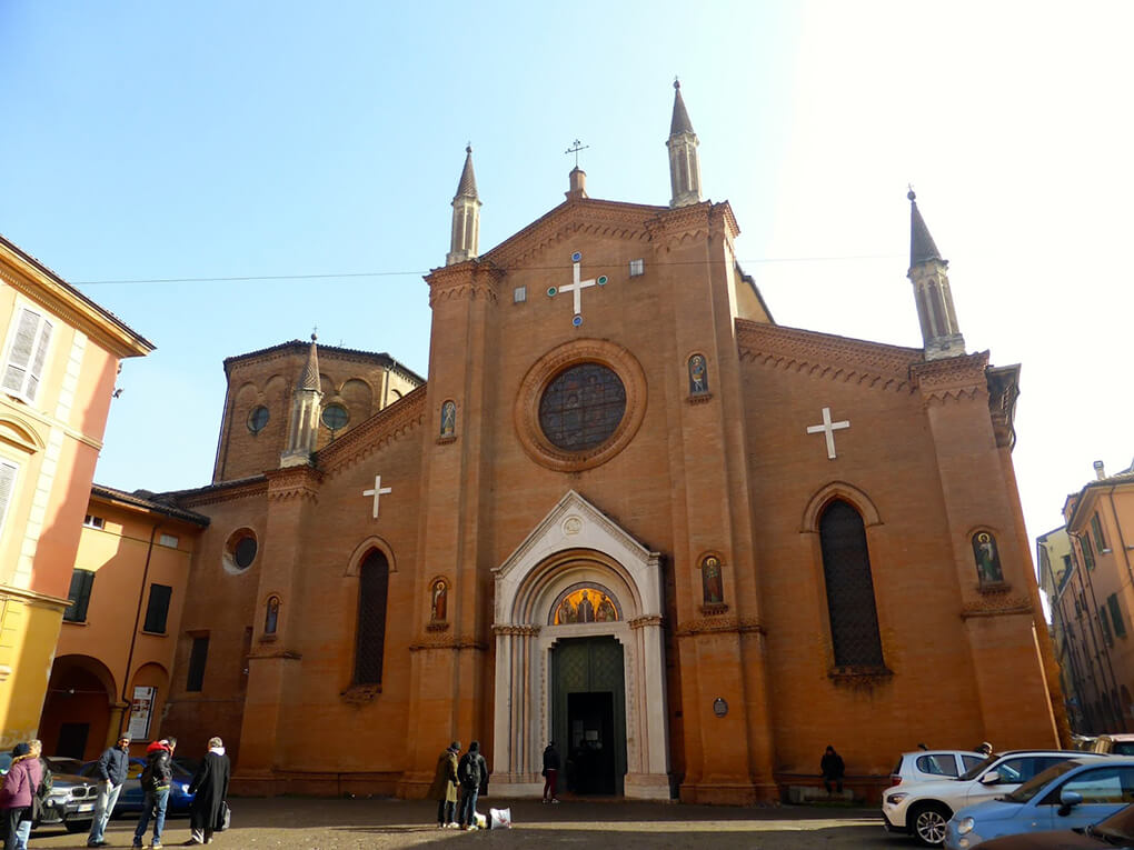 https://mdw-travel-data-us-east-1.s3.amazonaws.com/img/country/Italy/Chiesa-di-San-Martino/img_02.jpg