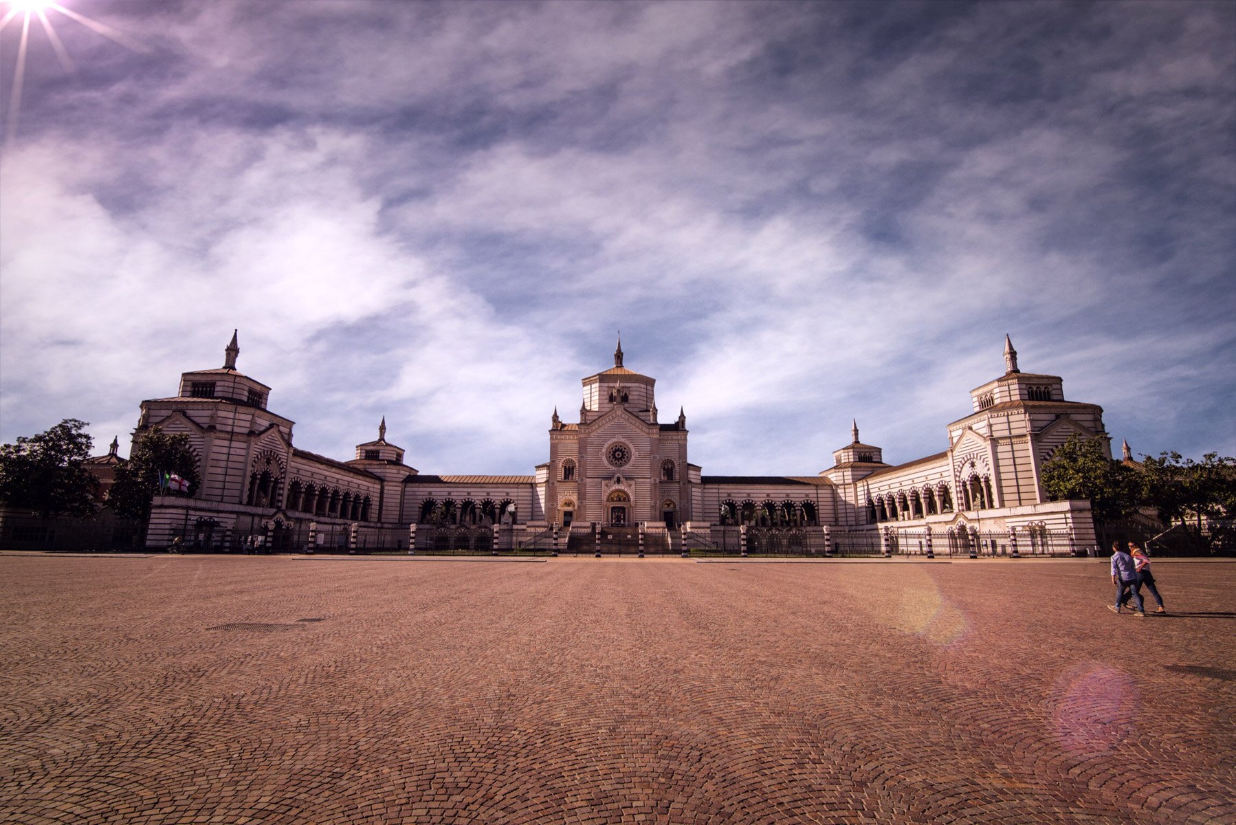 https://mdw-travel-data-us-east-1.s3.amazonaws.com/img/country/Italy/Cimitero-Monumentale/img_03.jpg
