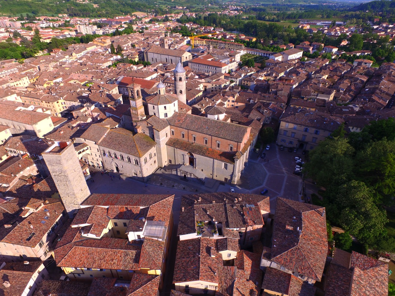https://mdw-travel-data-us-east-1.s3.amazonaws.com/img/country/Italy/Citta-di-Castello/img_03.jpg