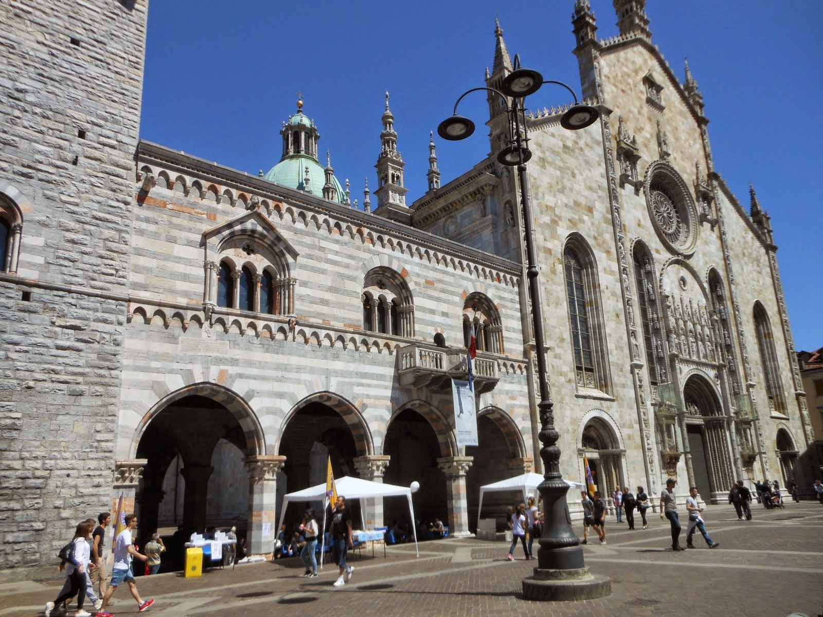 https://mdw-travel-data-us-east-1.s3.amazonaws.com/img/country/Italy/Como-Cathedral/img_05.jpg