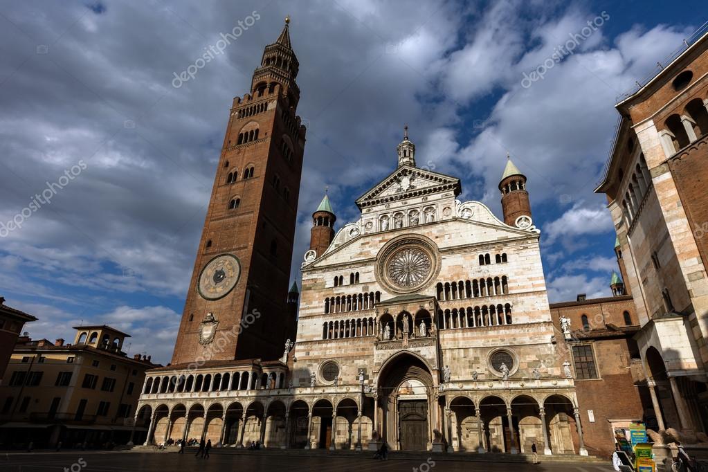 https://mdw-travel-data-us-east-1.s3.amazonaws.com/img/country/Italy/Cremona-Cathedral/img_01.jpg