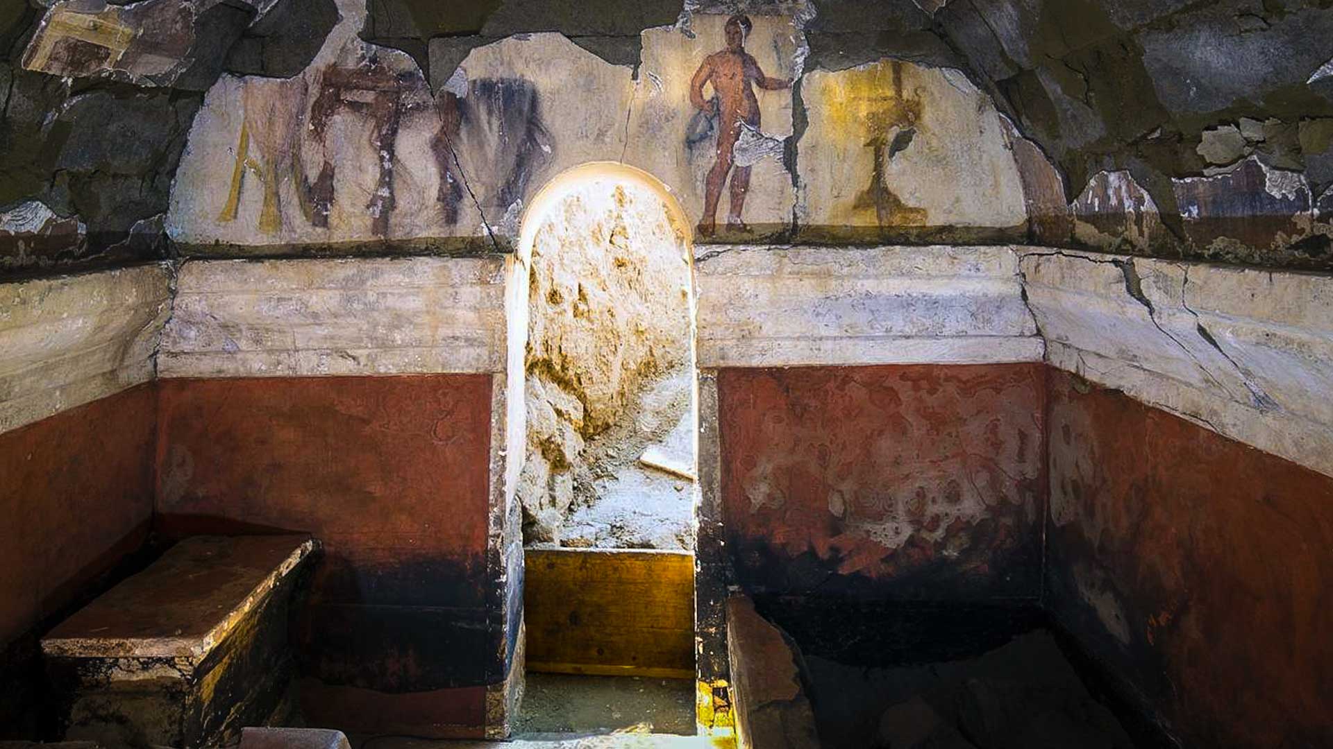 https://mdw-travel-data-us-east-1.s3.amazonaws.com/img/country/Italy/Cumae-Archaeological-Park/img_02.jpg
