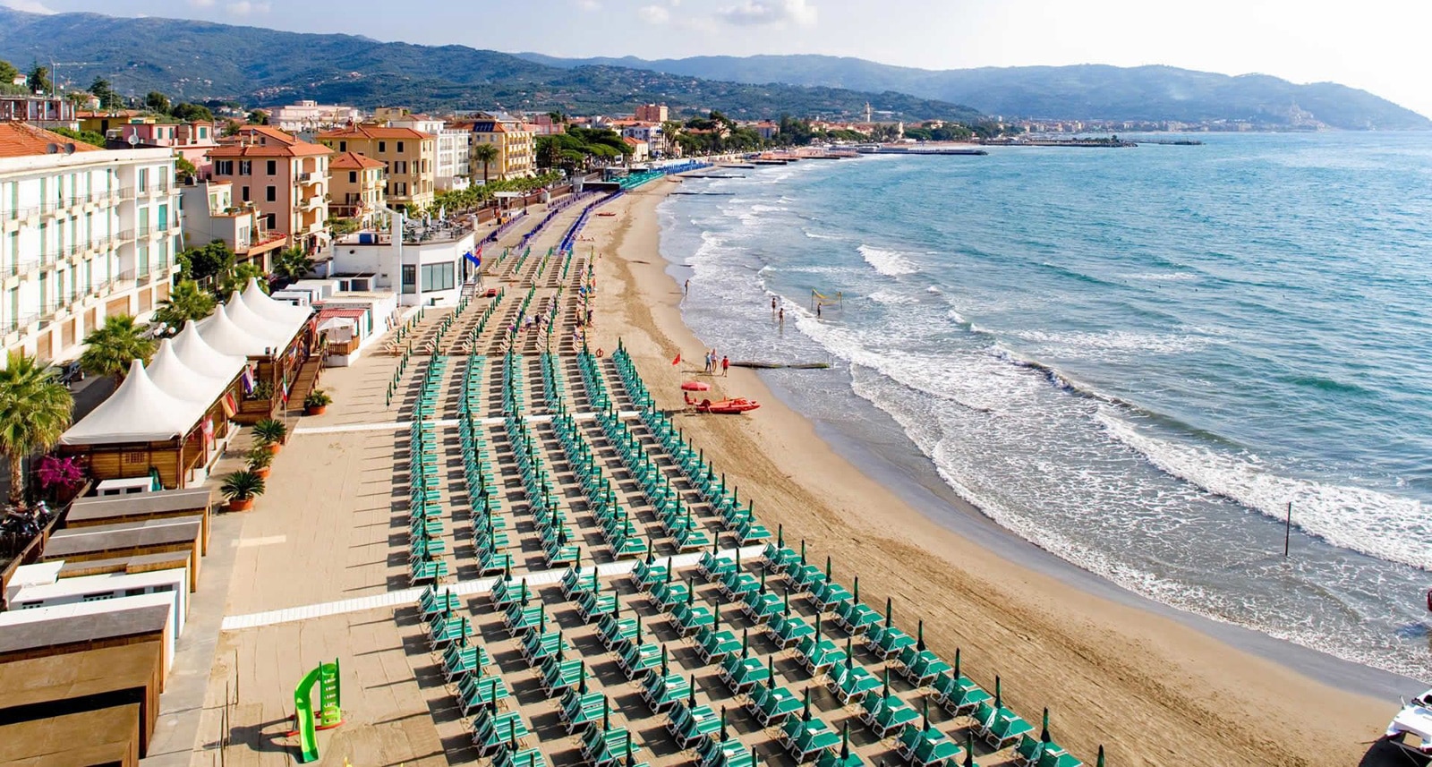 https://mdw-travel-data-us-east-1.s3.amazonaws.com/img/country/Italy/Diano-Marina/img_02.jpg