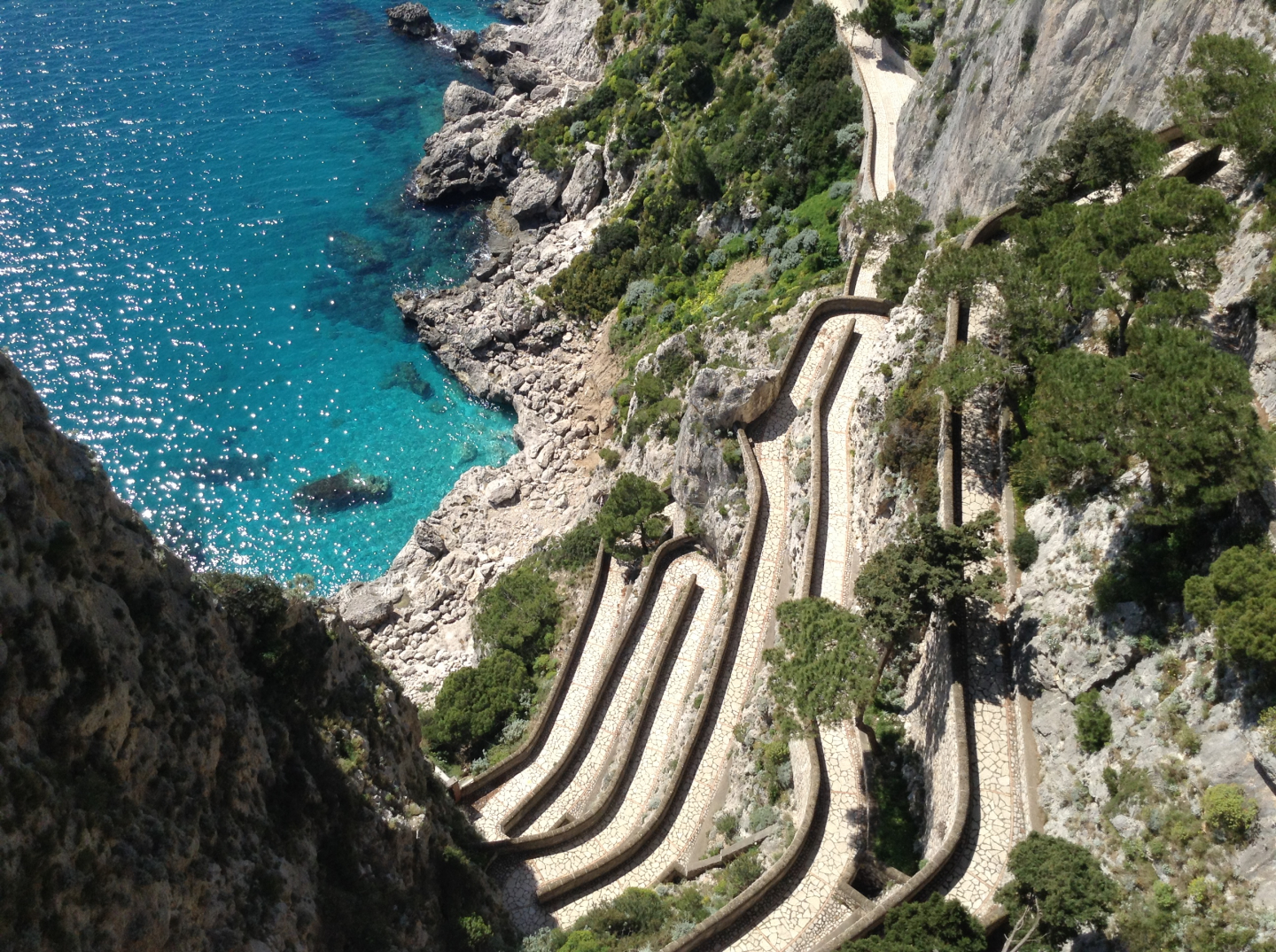 https://mdw-travel-data-us-east-1.s3.amazonaws.com/img/country/Italy/Gardens-of-Augustus/img_02.jpg