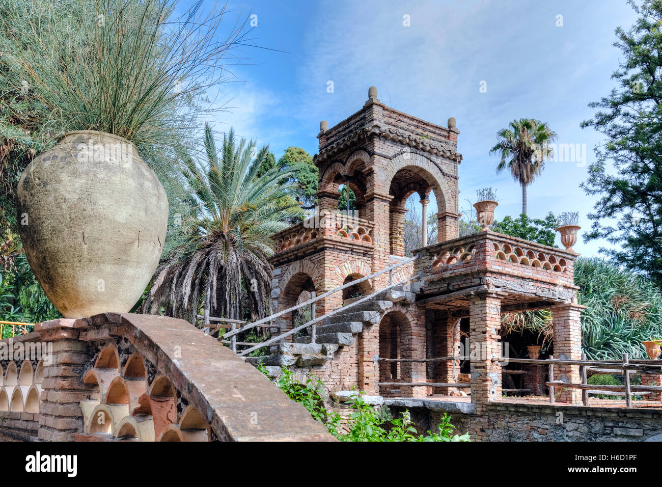 https://mdw-travel-data-us-east-1.s3.amazonaws.com/img/country/Italy/Giardini-della-Villa-Comunale/img_03.jpg