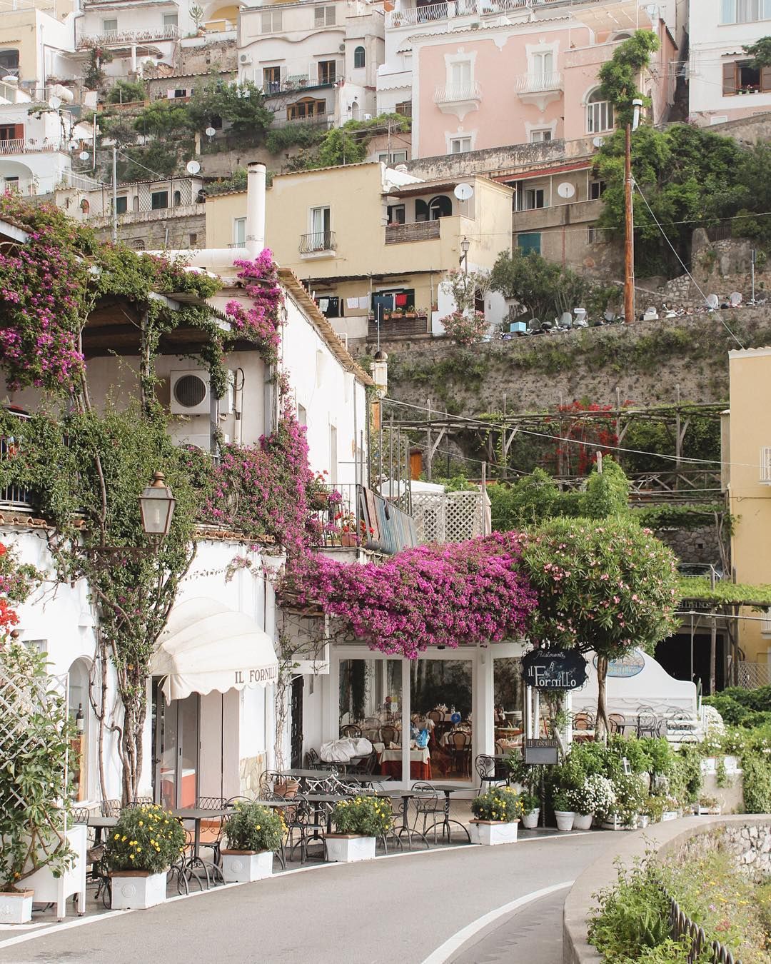 https://mdw-travel-data-us-east-1.s3.amazonaws.com/img/country/Italy/Il-Fornillo/img_01.jpg