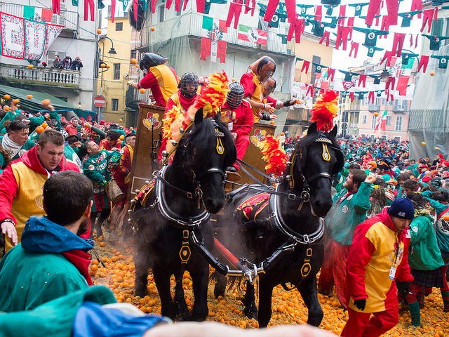 https://mdw-travel-data-us-east-1.s3.amazonaws.com/img/country/Italy/Ivrea-Carnival/img_01.jpg