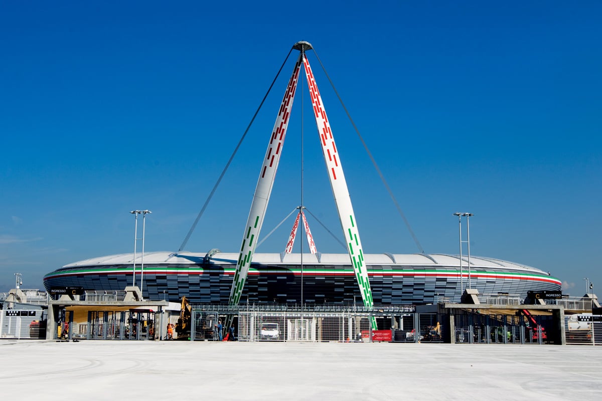 https://mdw-travel-data-us-east-1.s3.amazonaws.com/img/country/Italy/Juventus-Stadium/img_03.jpg