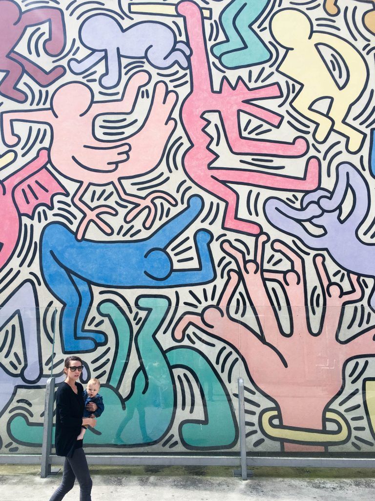 https://mdw-travel-data-us-east-1.s3.amazonaws.com/img/country/Italy/Keith-Harings-Tuttomondo/img_04.jpg