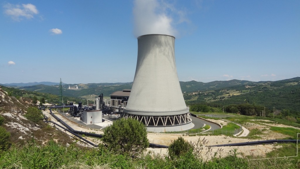 https://mdw-travel-data-us-east-1.s3.amazonaws.com/img/country/Italy/Larderello-Geothermal-Area/img_03.jpg