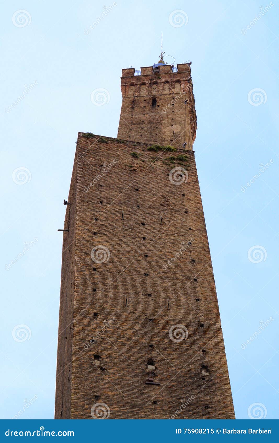 https://mdw-travel-data-us-east-1.s3.amazonaws.com/img/country/Italy/Le-Due-Torri/img_04.jpg