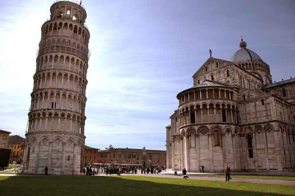 https://mdw-travel-data-us-east-1.s3.amazonaws.com/img/country/Italy/Leaning-Tower-of-Pisa/img_01.jpg