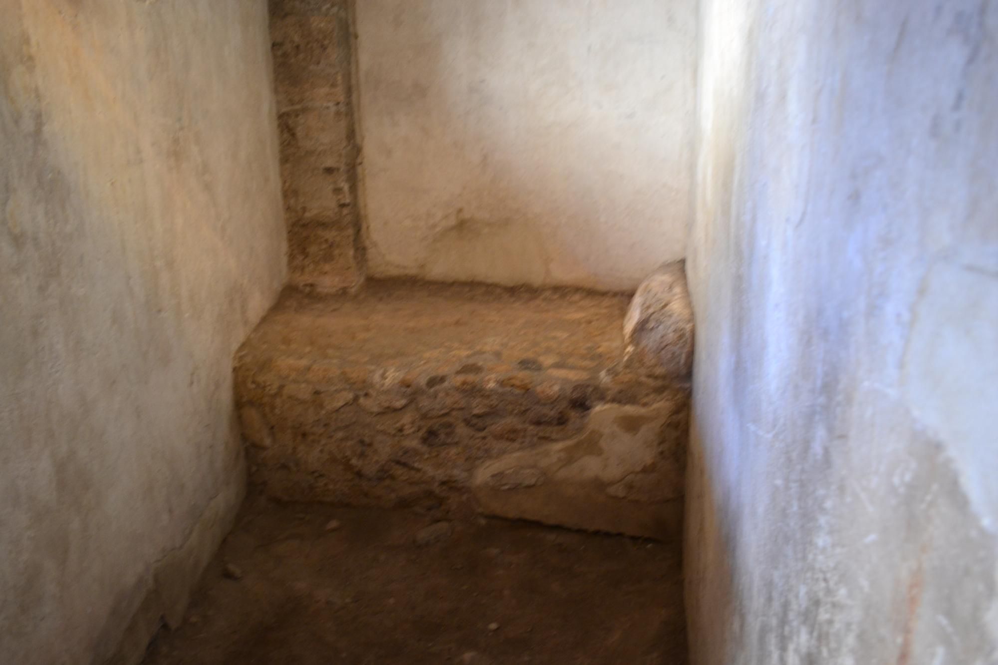 https://mdw-travel-data-us-east-1.s3.amazonaws.com/img/country/Italy/Lupanar-of-Pompeii/img_01.jpg