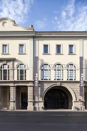 https://mdw-travel-data-us-east-1.s3.amazonaws.com/img/country/Italy/MAMbo---Museo-dArte-Moderna-di-Bologna/img_03.jpg