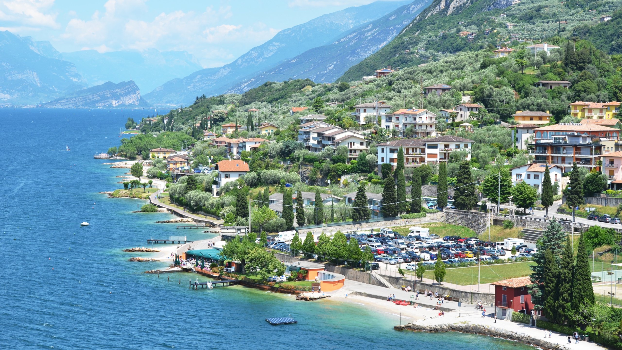 https://mdw-travel-data-us-east-1.s3.amazonaws.com/img/country/Italy/Malcesine/img_03.jpg
