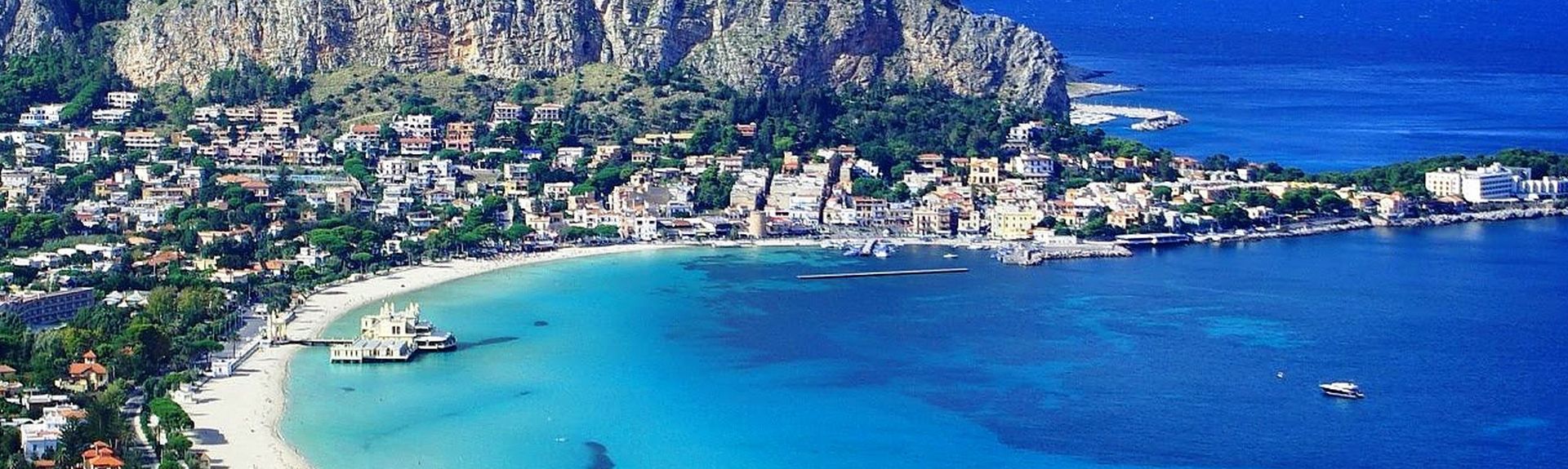 https://mdw-travel-data-us-east-1.s3.amazonaws.com/img/country/Italy/Mondello-Beach/img_03.jpg