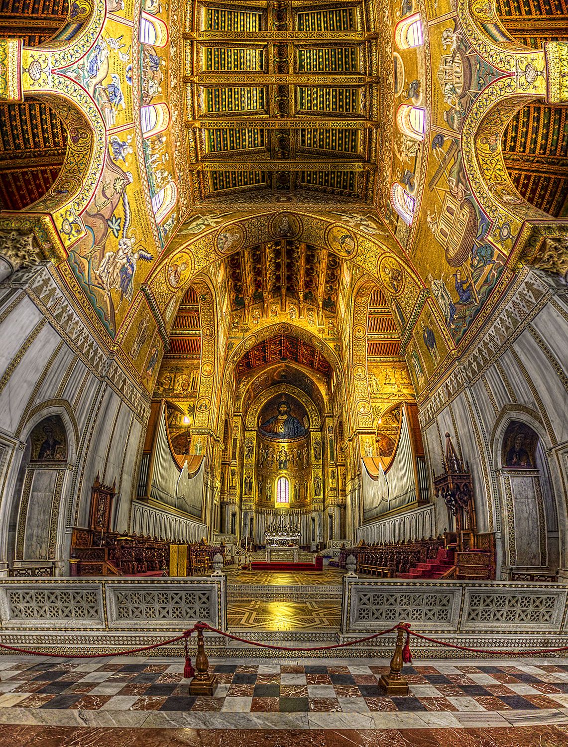 https://mdw-travel-data-us-east-1.s3.amazonaws.com/img/country/Italy/Monreale-Cathedral/img_03.jpg