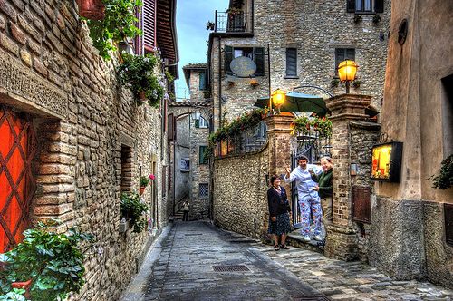 https://mdw-travel-data-us-east-1.s3.amazonaws.com/img/country/Italy/Montone/img_03.jpg
