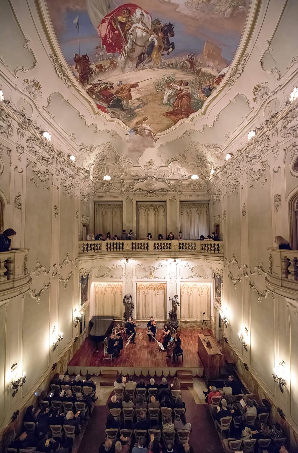 https://mdw-travel-data-us-east-1.s3.amazonaws.com/img/country/Italy/Museo-dellAccademia-Musicale-Chigiana/img_01.jpg