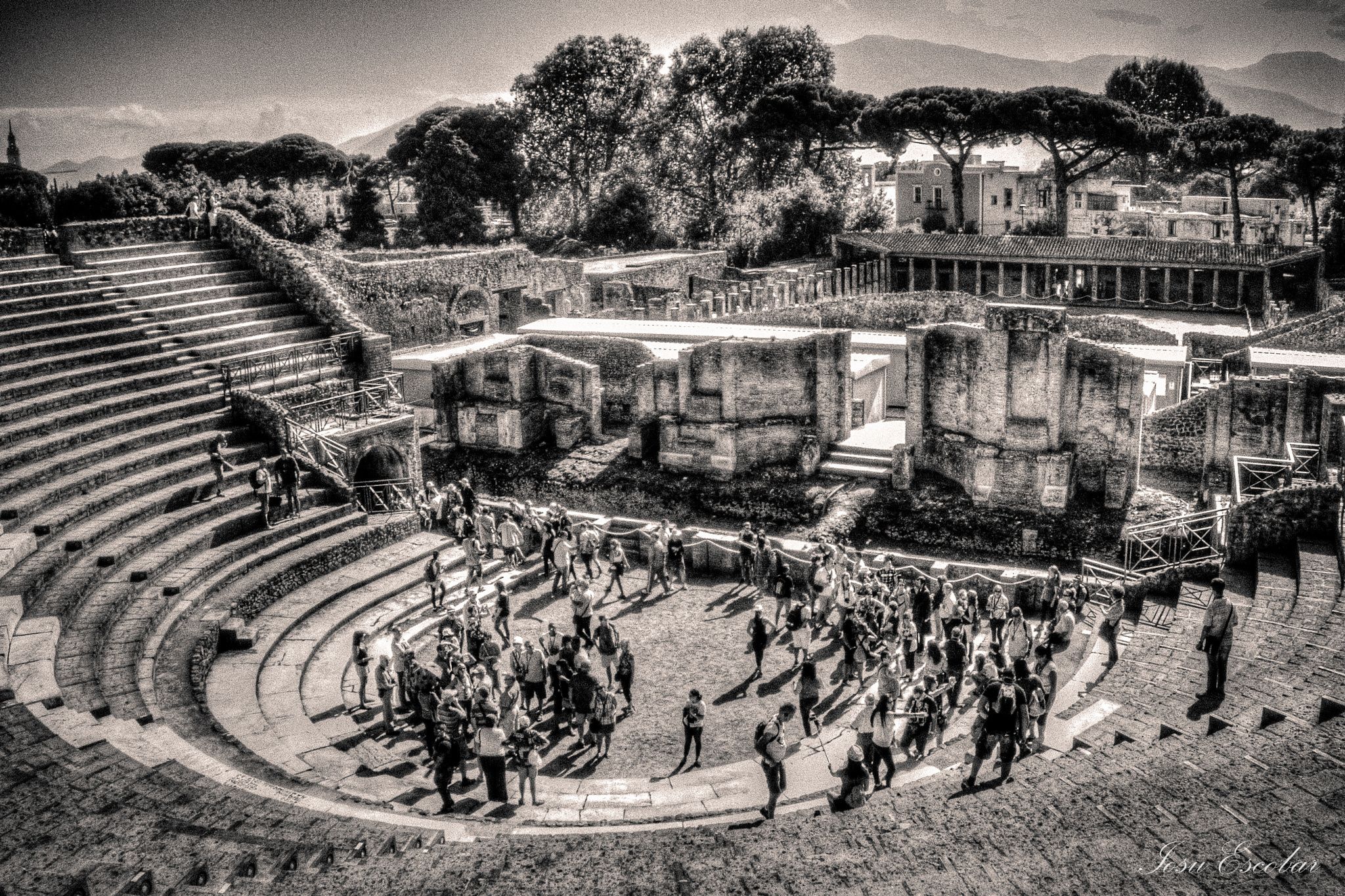 https://mdw-travel-data-us-east-1.s3.amazonaws.com/img/country/Italy/Odeon-of-Pompeii/img_00.jpg