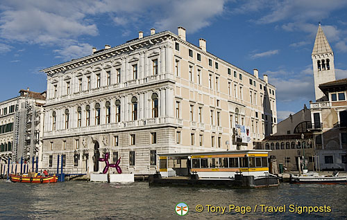 https://mdw-travel-data-us-east-1.s3.amazonaws.com/img/country/Italy/Palazzo-Grassi/img_02.jpg