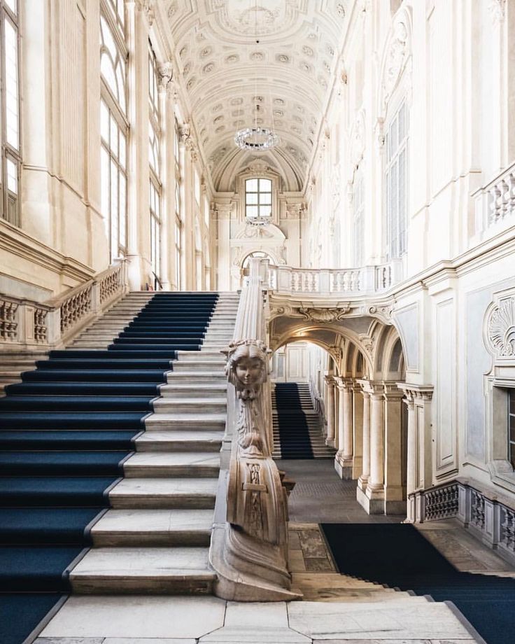 https://mdw-travel-data-us-east-1.s3.amazonaws.com/img/country/Italy/Palazzo-Madama/img_01.jpg
