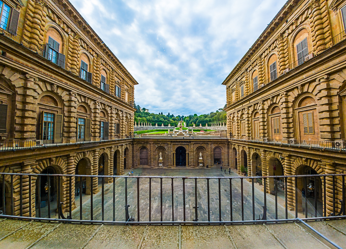 https://mdw-travel-data-us-east-1.s3.amazonaws.com/img/country/Italy/Palazzo-Pitti/img_03.jpg