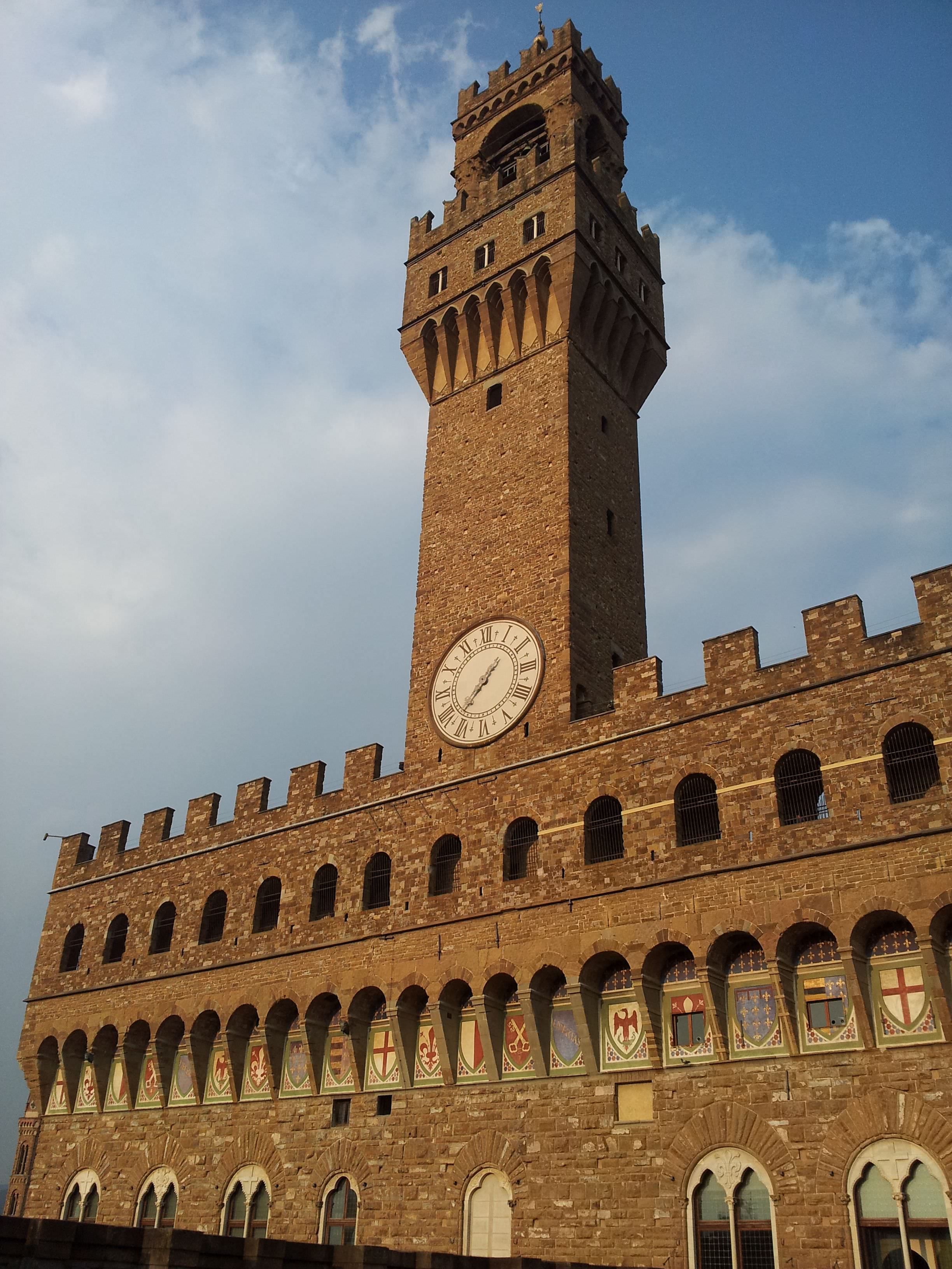 https://mdw-travel-data-us-east-1.s3.amazonaws.com/img/country/Italy/Palazzo-Vecchio/img_03.jpg