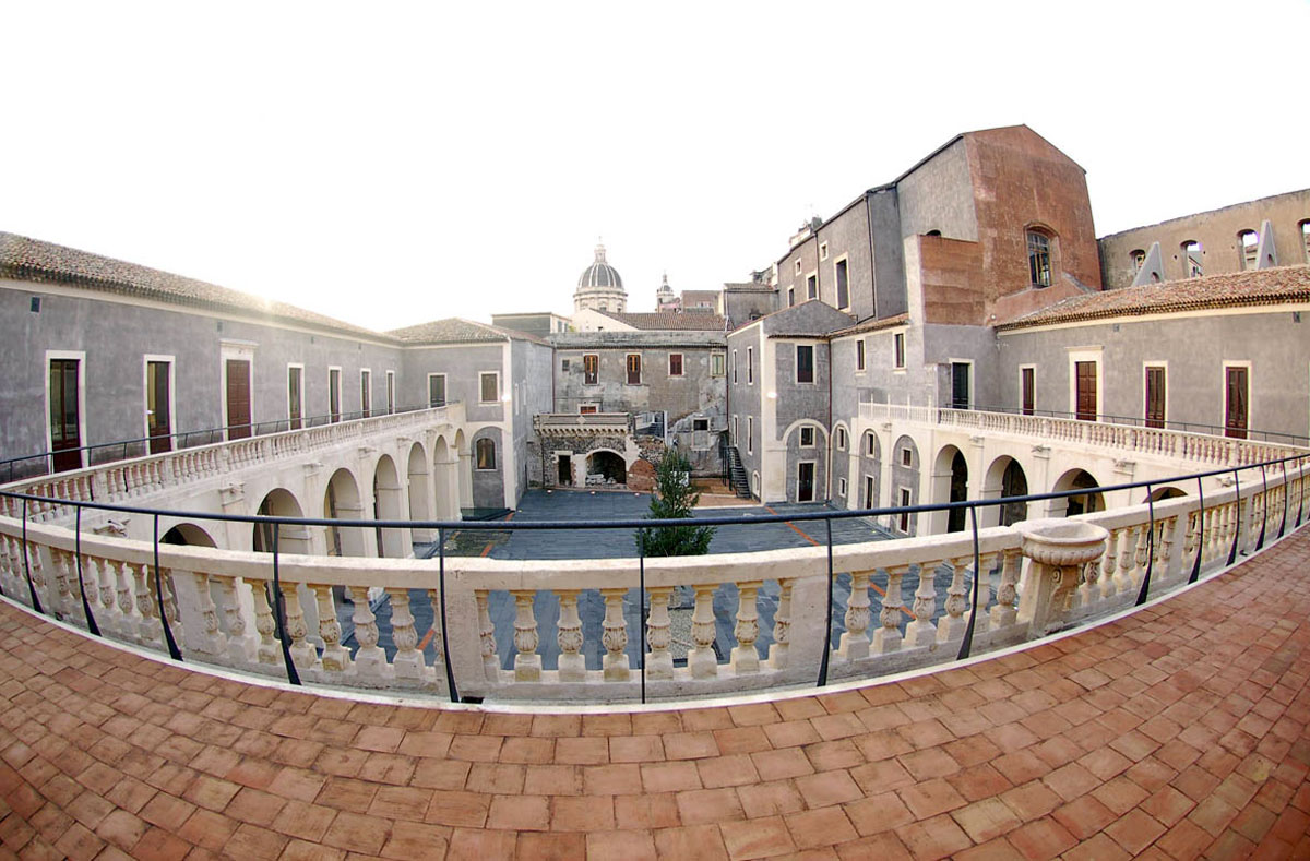 https://mdw-travel-data-us-east-1.s3.amazonaws.com/img/country/Italy/Palazzo-della-Cultura/img_01.jpg