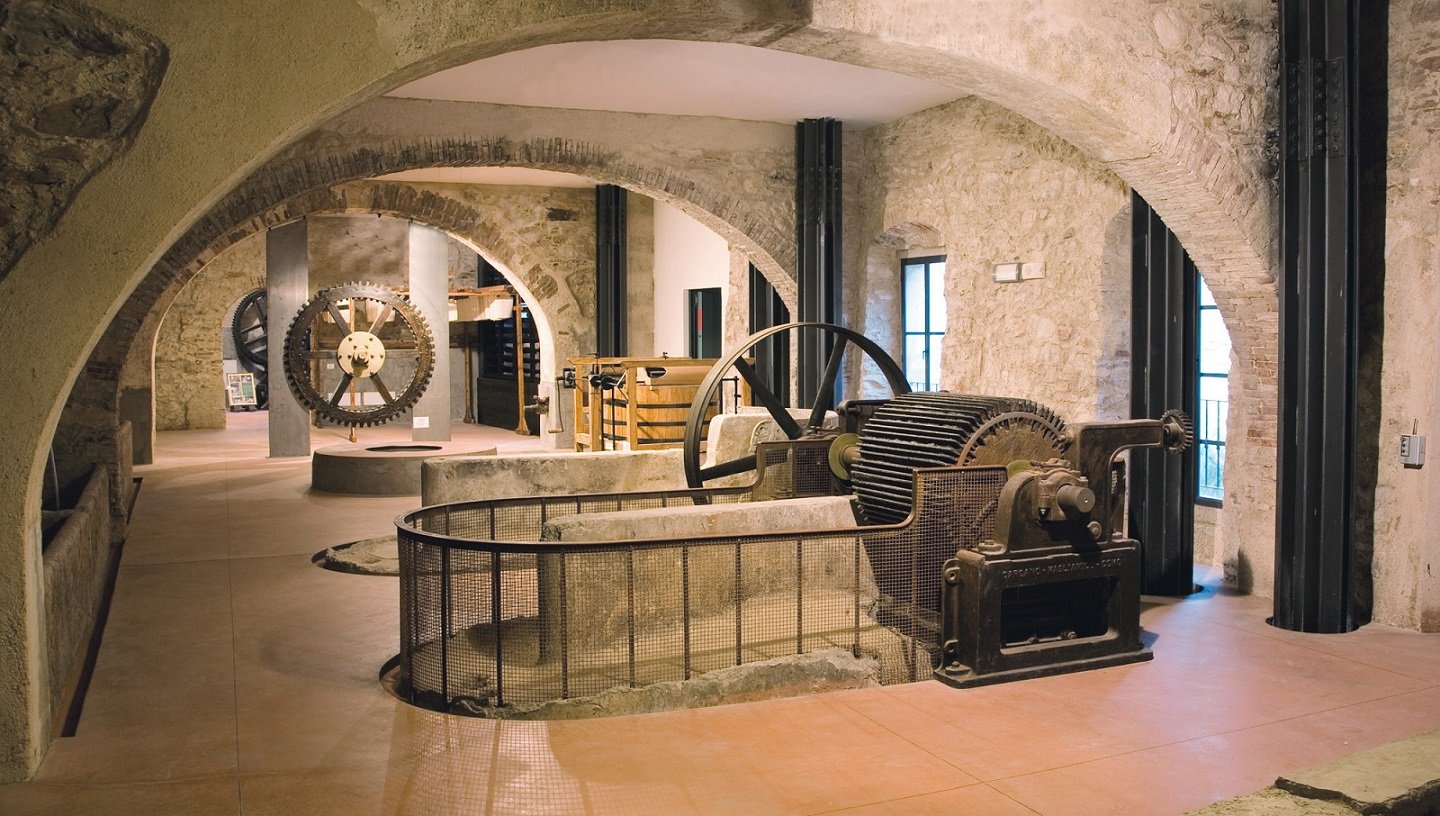 https://mdw-travel-data-us-east-1.s3.amazonaws.com/img/country/Italy/Paper-Mill-Museum--Museo-della-Carta-/img_02.jpg