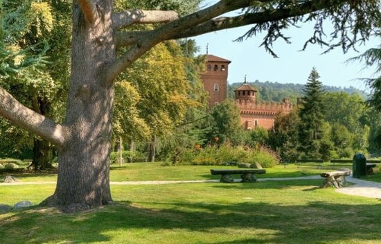 https://mdw-travel-data-us-east-1.s3.amazonaws.com/img/country/Italy/Parco-del-Valentino/img_01.jpg