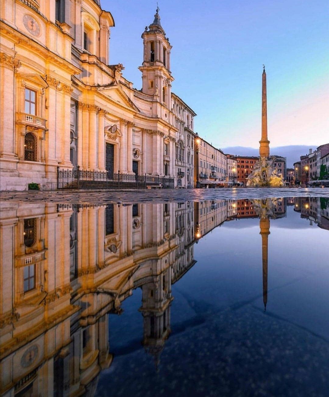 https://mdw-travel-data-us-east-1.s3.amazonaws.com/img/country/Italy/Piazza-Navona/img_02.jpg