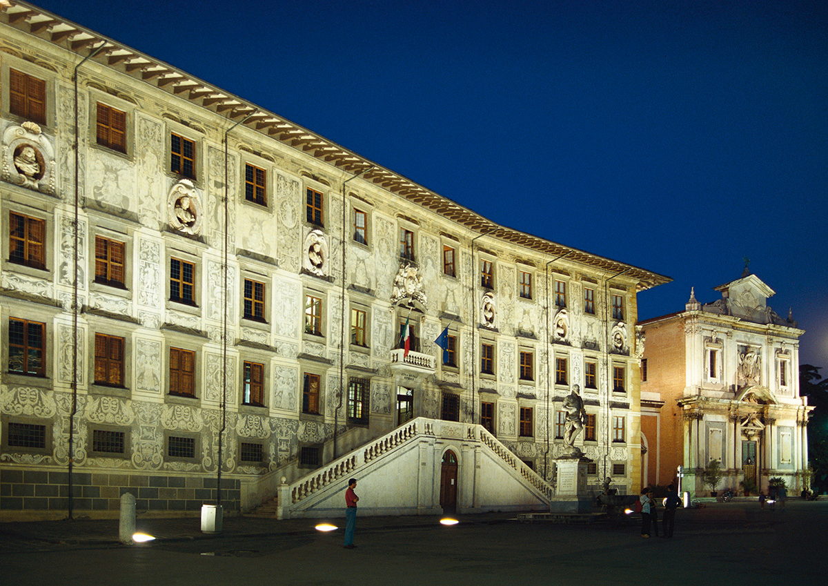 https://mdw-travel-data-us-east-1.s3.amazonaws.com/img/country/Italy/Piazza-dei-Cavalieri/img_01.jpg