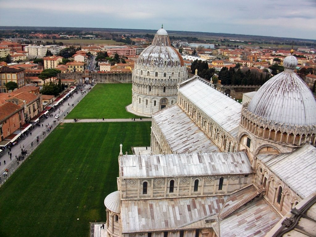 https://mdw-travel-data-us-east-1.s3.amazonaws.com/img/country/Italy/Piazza-dei-Miracoli/img_03.jpg
