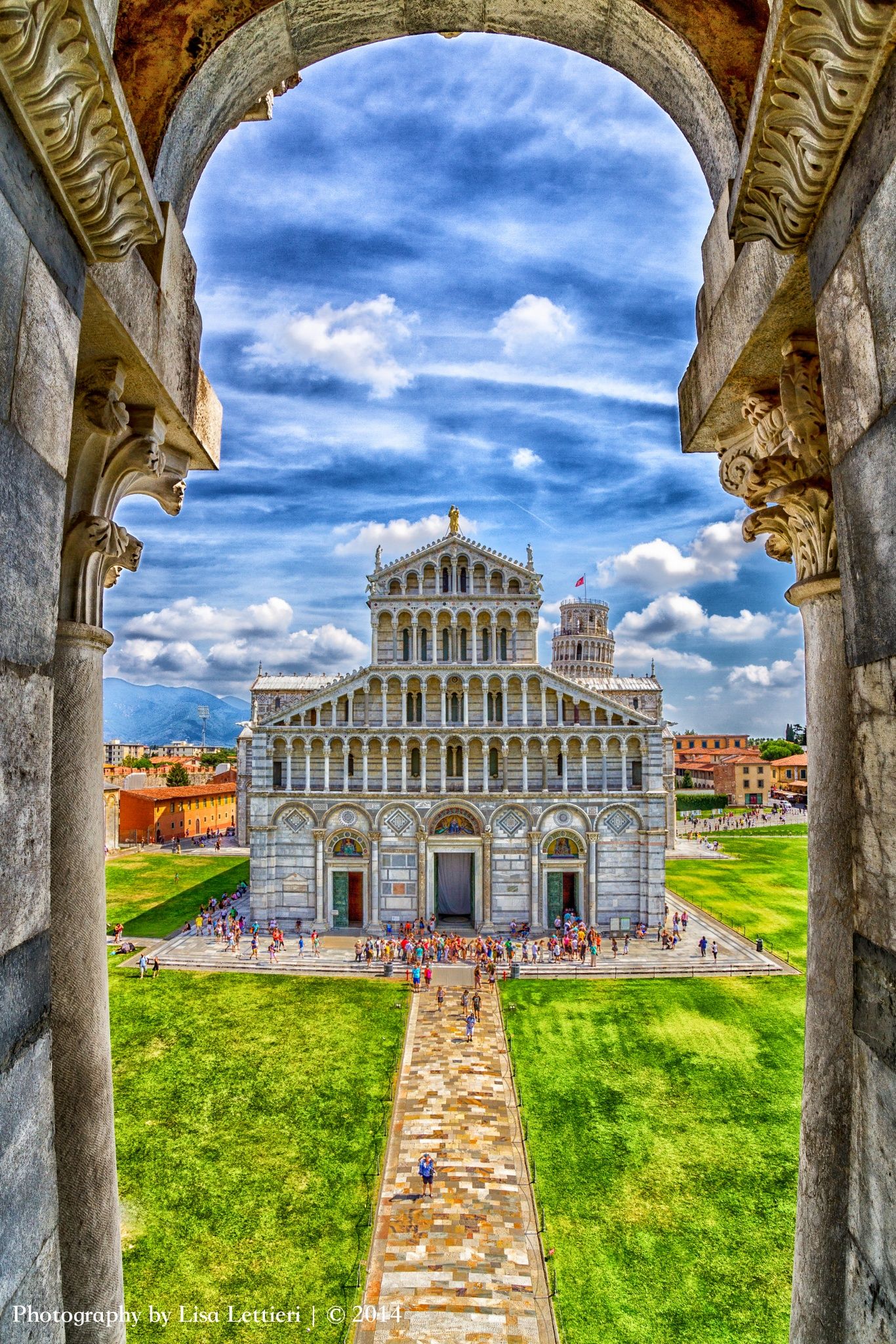https://mdw-travel-data-us-east-1.s3.amazonaws.com/img/country/Italy/Piazza-dei-Miracoli/img_04.jpg