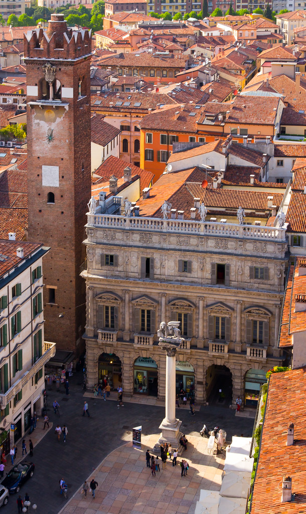 https://mdw-travel-data-us-east-1.s3.amazonaws.com/img/country/Italy/Piazza-delle-Erbe/img_01.jpg