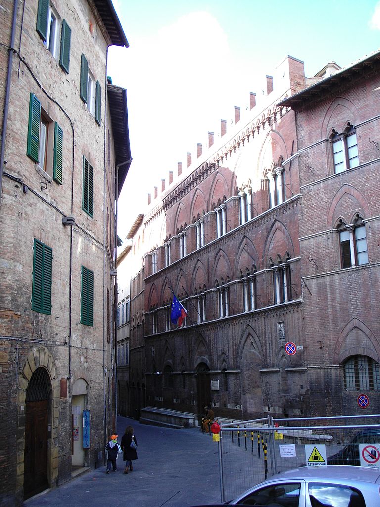 https://mdw-travel-data-us-east-1.s3.amazonaws.com/img/country/Italy/Pinacoteca-Nazionale/img_03.jpg