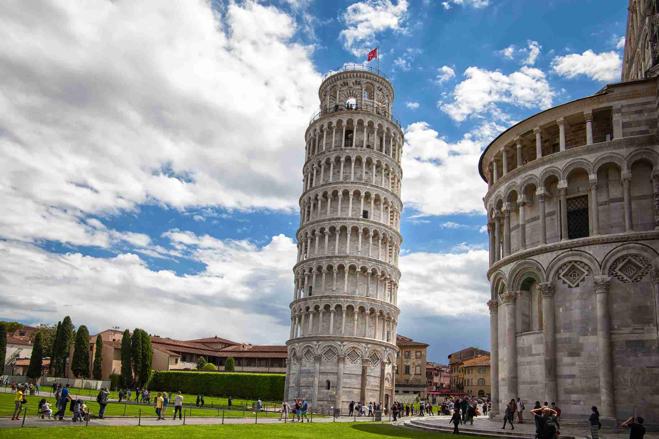 https://mdw-travel-data-us-east-1.s3.amazonaws.com/img/country/Italy/Pisa-Cathedral/img_05.jpg