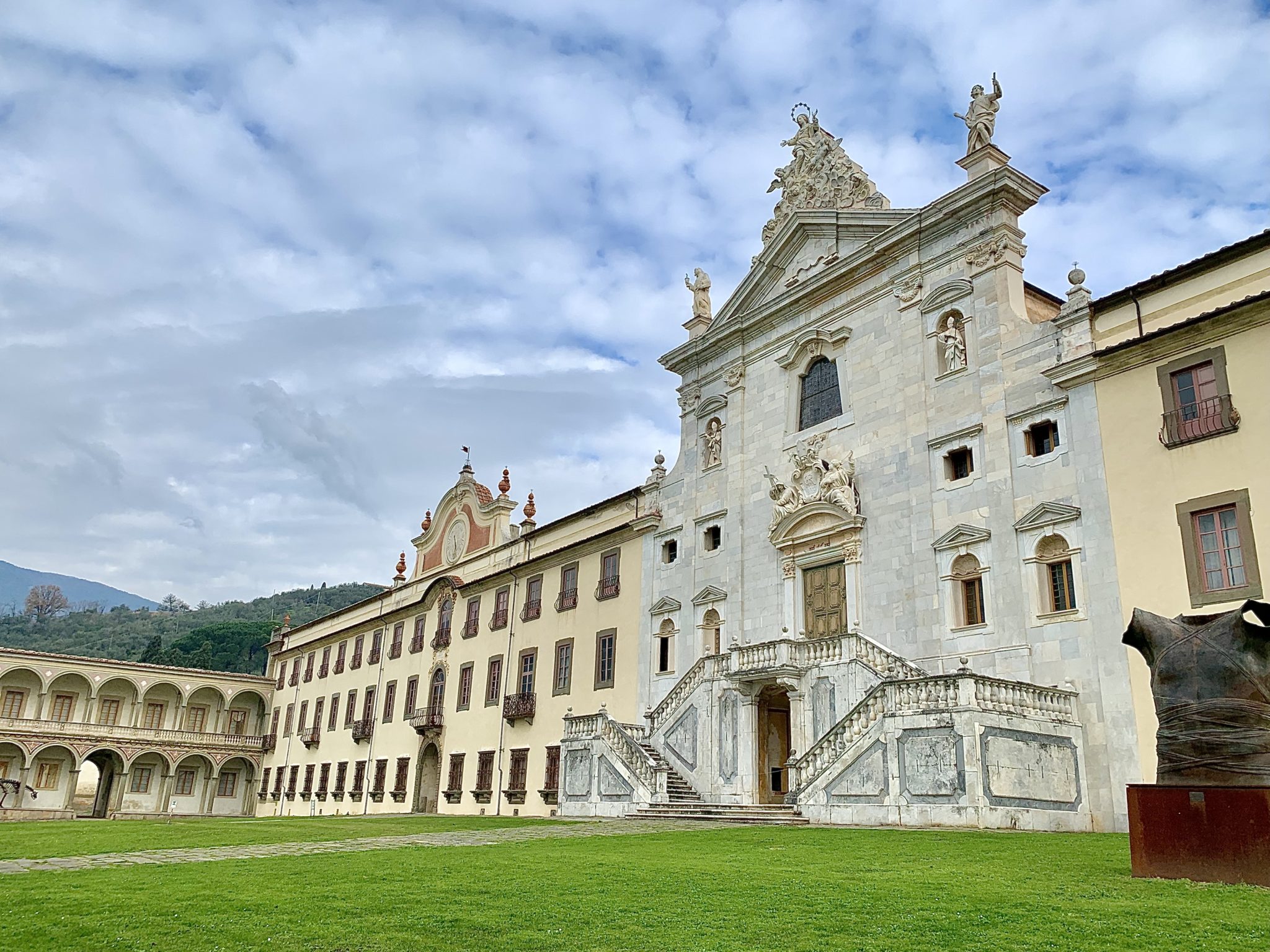 https://mdw-travel-data-us-east-1.s3.amazonaws.com/img/country/Italy/Pisa-Charterhouse-(Certosa-di-Pisa)/img_04.jpg