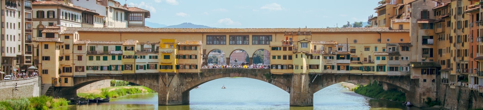 https://mdw-travel-data-us-east-1.s3.amazonaws.com/img/country/Italy/Ponte-Vecchio/img_03.jpg