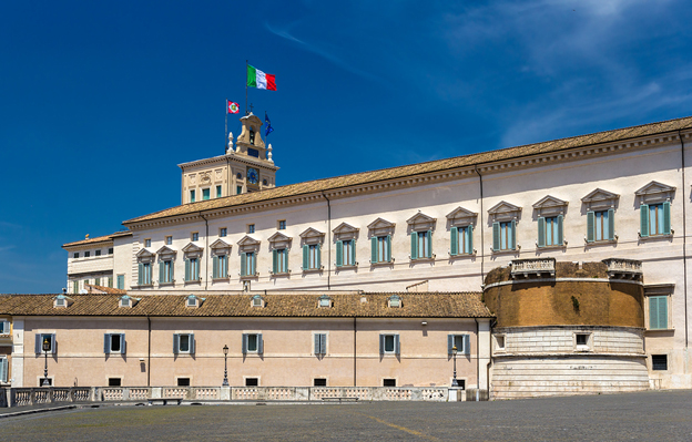https://mdw-travel-data-us-east-1.s3.amazonaws.com/img/country/Italy/Quirinal-Palace/img_02.jpg