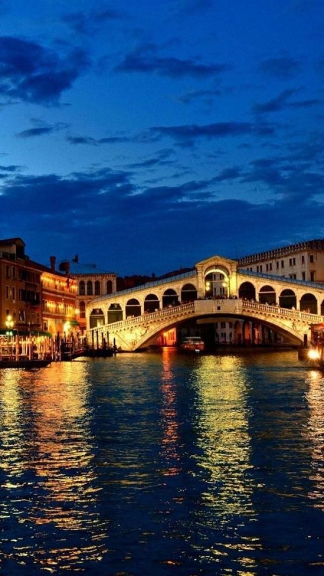 https://mdw-travel-data-us-east-1.s3.amazonaws.com/img/country/Italy/Rialto-Bridge/img_01.jpg